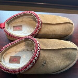 UGG Kids Chestnut Suede Slippers with Red Trim